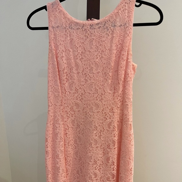 Lace pink dress - Picture 1 of 5